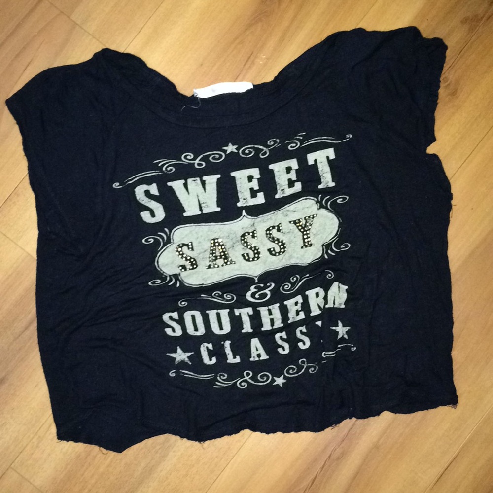 SASSY SOuTHREN CROP ToP